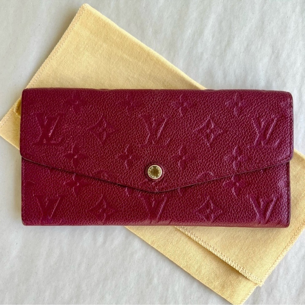 Authentic Louis Vuitton Curieuse Sarah Wallet - Picture 3 of 9